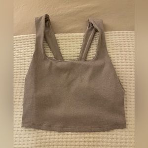 Alo yoga tank